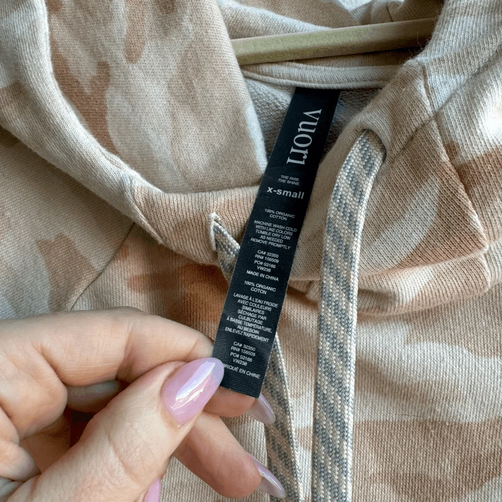 vuori 100% organic cotton beach camo peach hoodie