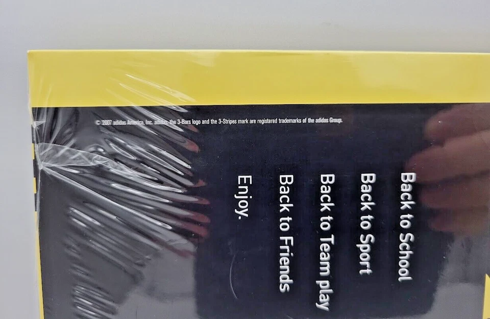 New Old Stock Lot of 3 Adidas Folders School Yellow Sports Figures Vintage 2007 - Image 3 of 3