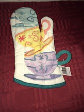 New 2020 Disney Parks Alice In Wonderland Mad Tea Cups Oven Mitt Pot Holder