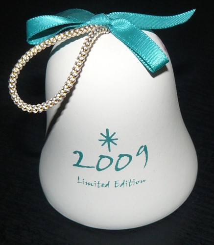 2009 Annual Limited Edition De Grazia Pottery Ornament Bell EUC - Bild 2 von 3