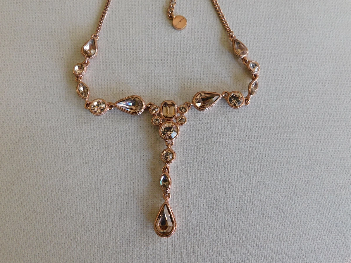 Givenchy pendant hotsell