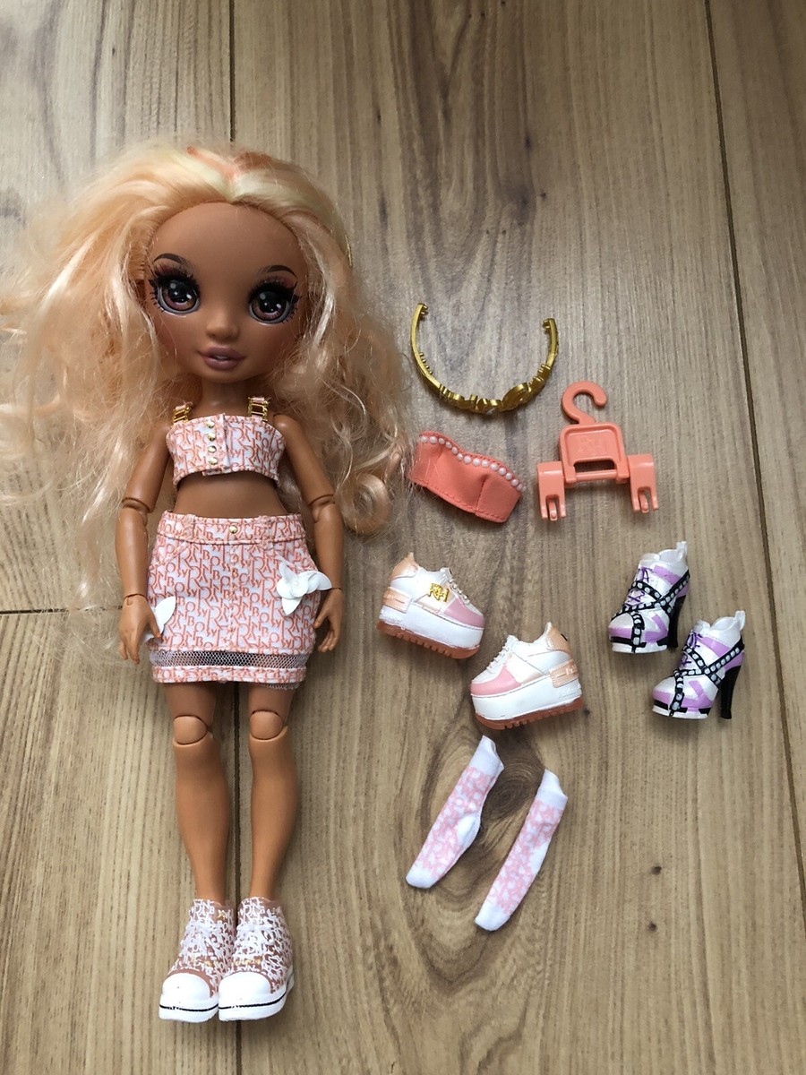 Doğan Oyuncak Dünyası Rainbow High Opp Fashion Georgia Bloom - Rainbow Bebekler - Model Bebek