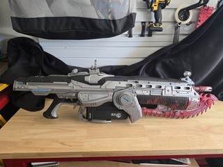 NECA Gears of War 2 Lancer Replica 1:1 Life Size Bloody Variant 2008 STUNNING