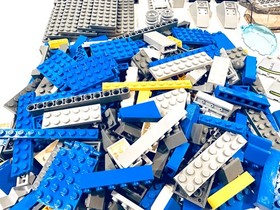 LEGO SET 7066 SPACE ALIEN CONQUEST EARTH DEFENSE HQ - 100% COMPLETE, GENTLY USED