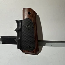 Pachmayr American Legend Grips Fits Colt 1911 Full Size Wood/Rubber Black  00423