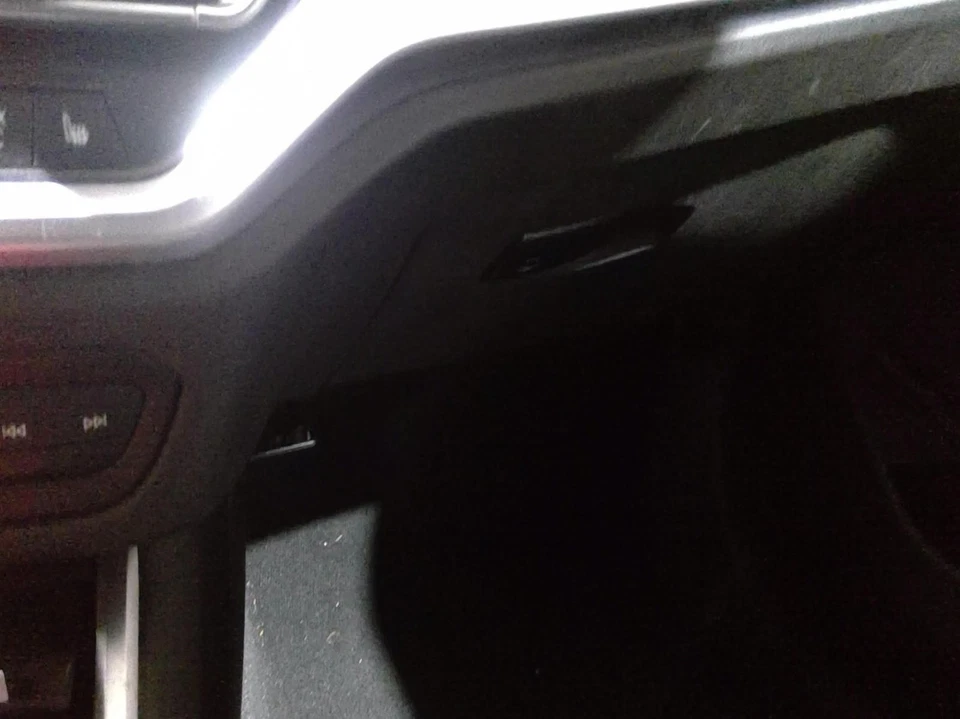 Used Right Sun Visor fits: 2020 Bmw 330I Right Grade A - Image 2 of 4