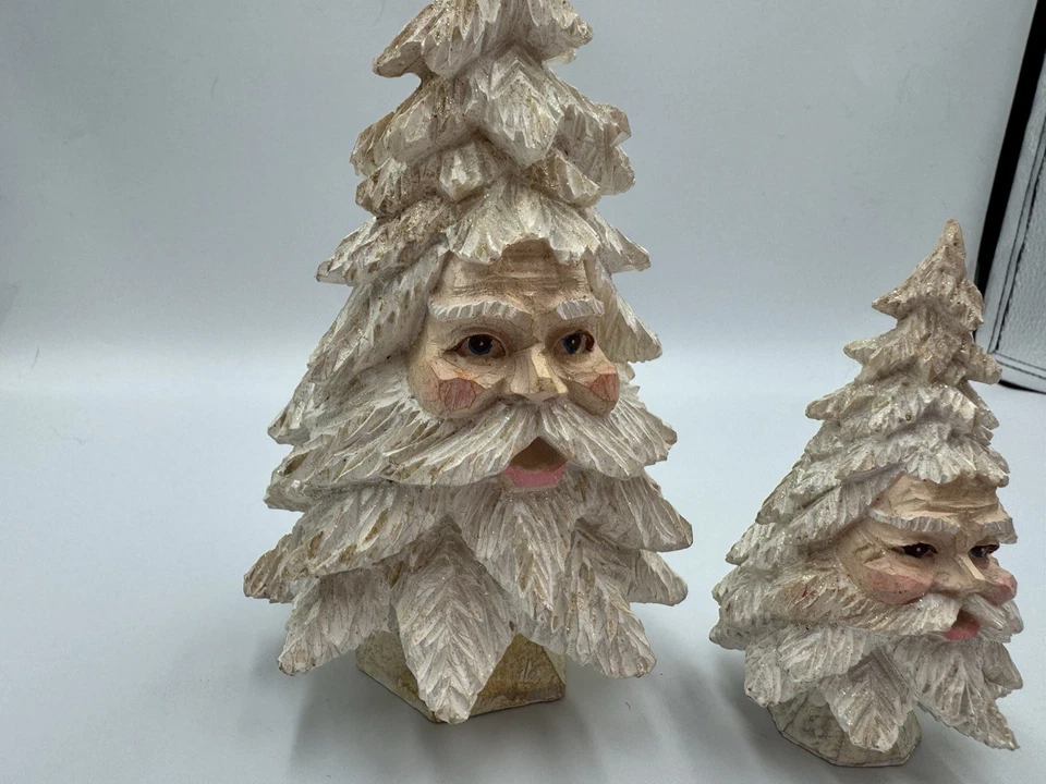 Juego de 2 estatuillas vintage de árboles de mesa esculpidos de Papá Noel con cara Foto 3 de 4