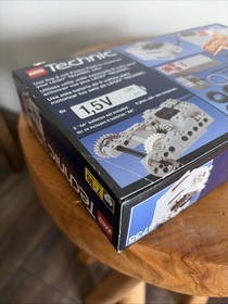 LEGO Technic 8735 Motor Set 9V Power 1997 In Original Sealed Box