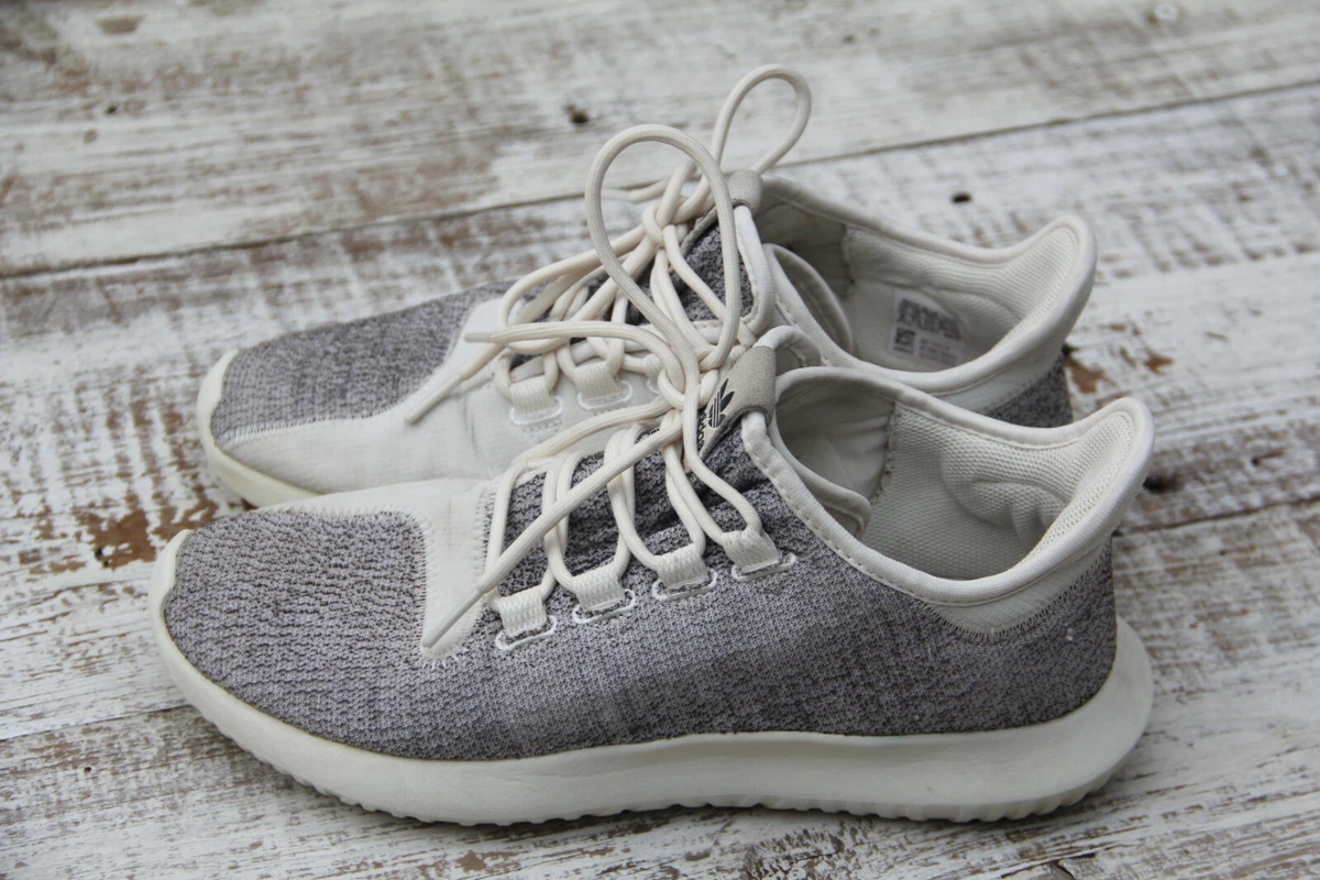 Tubular clearance shadow cream