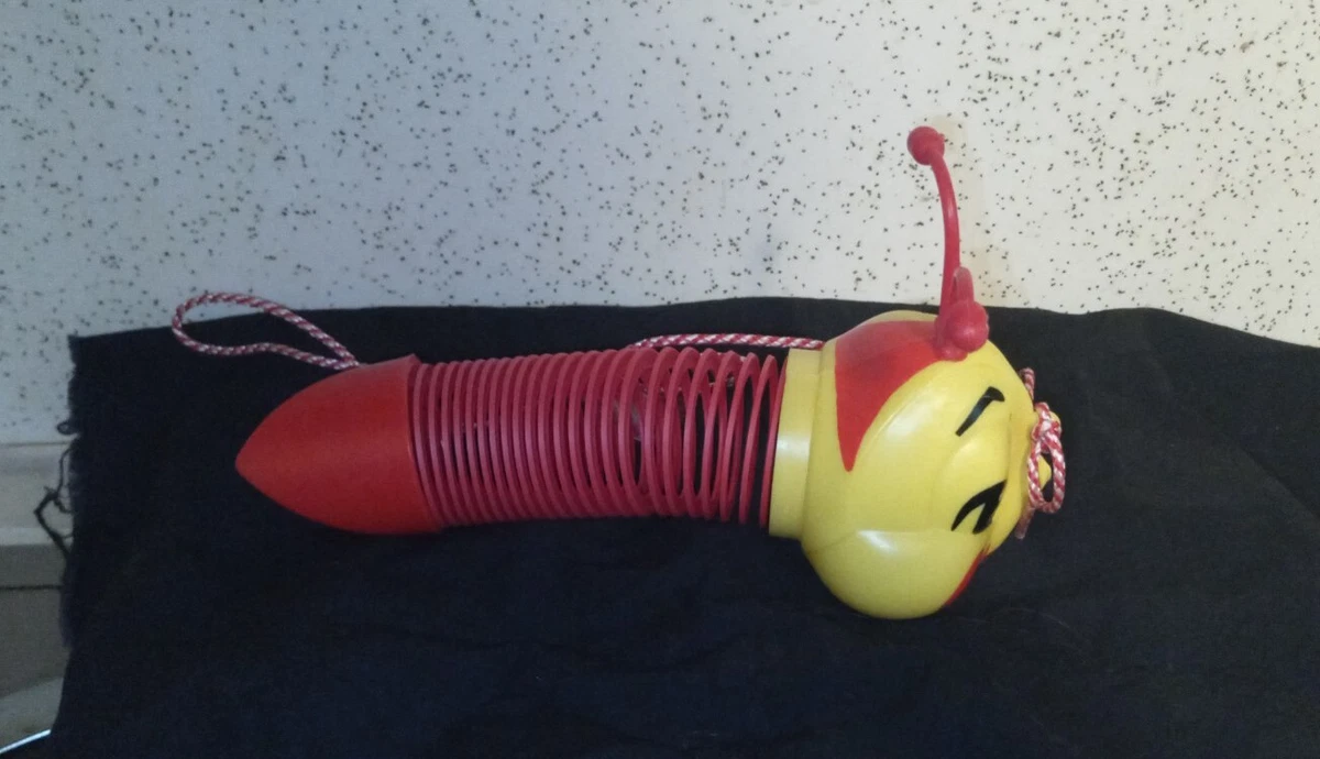 Red slinky best sale toy