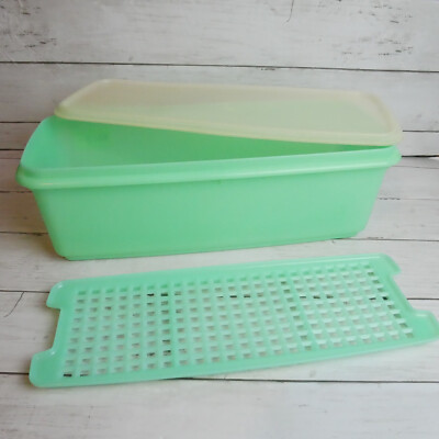Tupperware Vintage Jadeite Green Container 782-2 Celery Keeper w/Lid & Grid