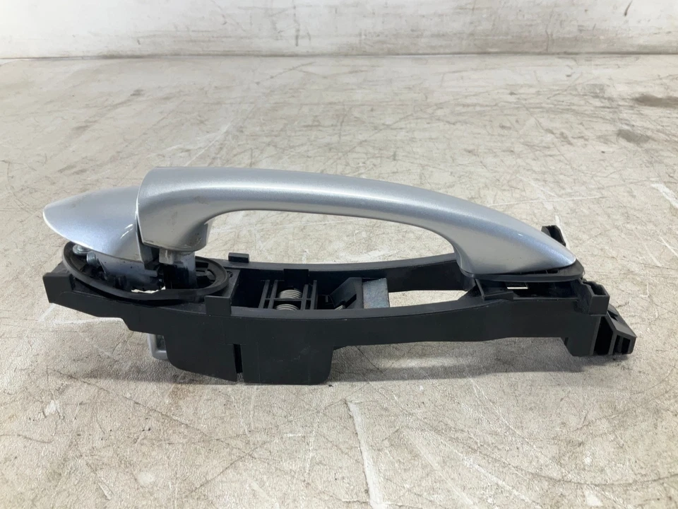 03-09 Manija de puerta exterior trasera derecha mercedes-benz e350 w211 fabricante de equipos originales Foto 3 de 4