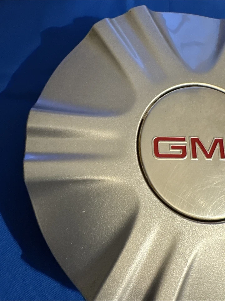 2016 2017 GMC TERRAIN prata pintada 18"" tampa central de roda de alumínio 23446994 - Imagem 4 de 4