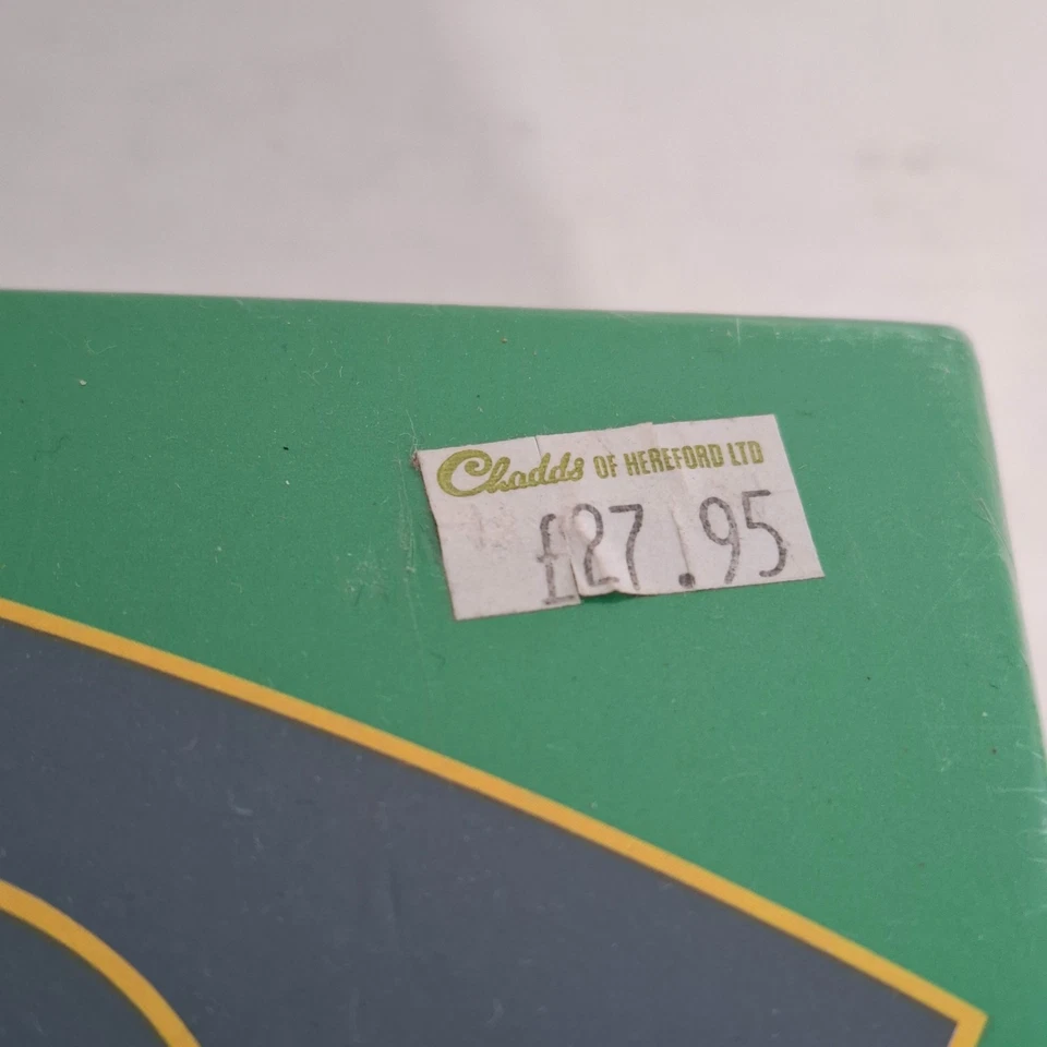 Trivial Pursuit World Cup Edition France 98 Board Game Sealed Questions Parker - Image 4 of 4