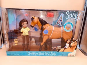 deluxe spirit walking horse