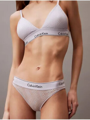 Calvin Klein Women's Athletic Lightly Lined Triangle Bralette, Lavender, M