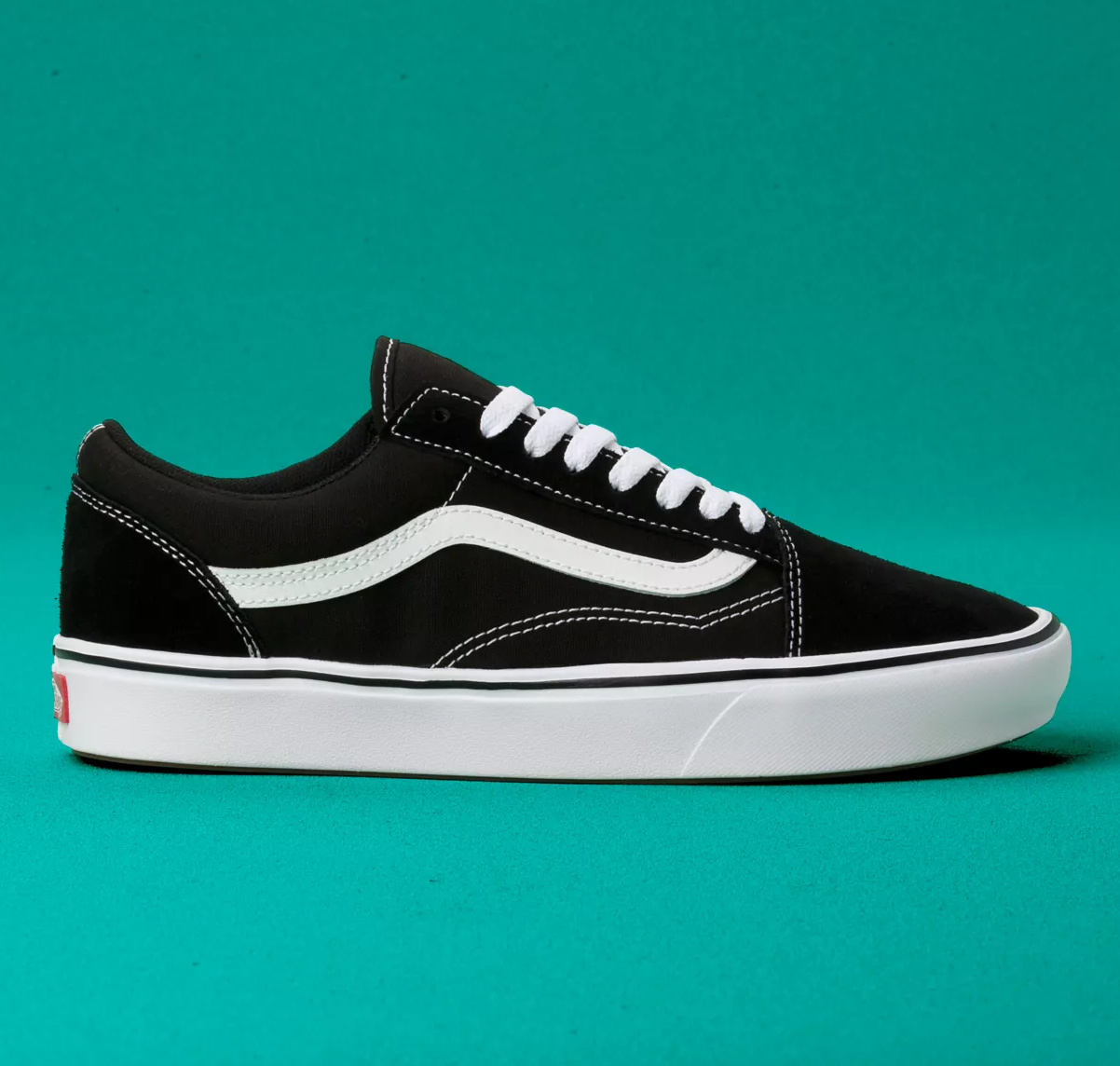 vans old skool comfycush black white