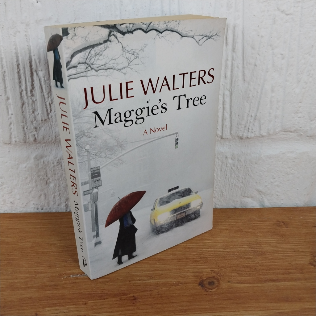 Maggie's Tree by Julie Walters (2007, Trade Paperback)