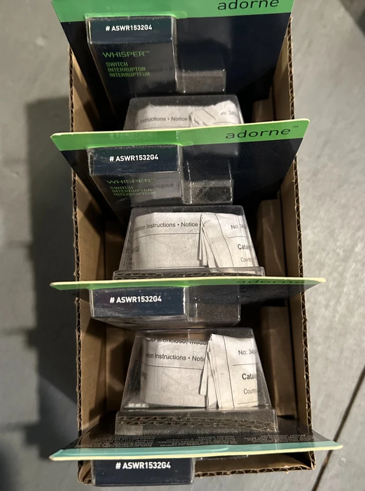 Interruptor adorne® Whisper®, grafito, con Microban Foto 3 de 3