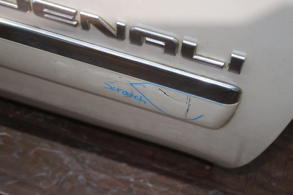 2007 2014 GMC YUKON RIGHT SIDE FRONT DOOR OEM Foto 4 de 4