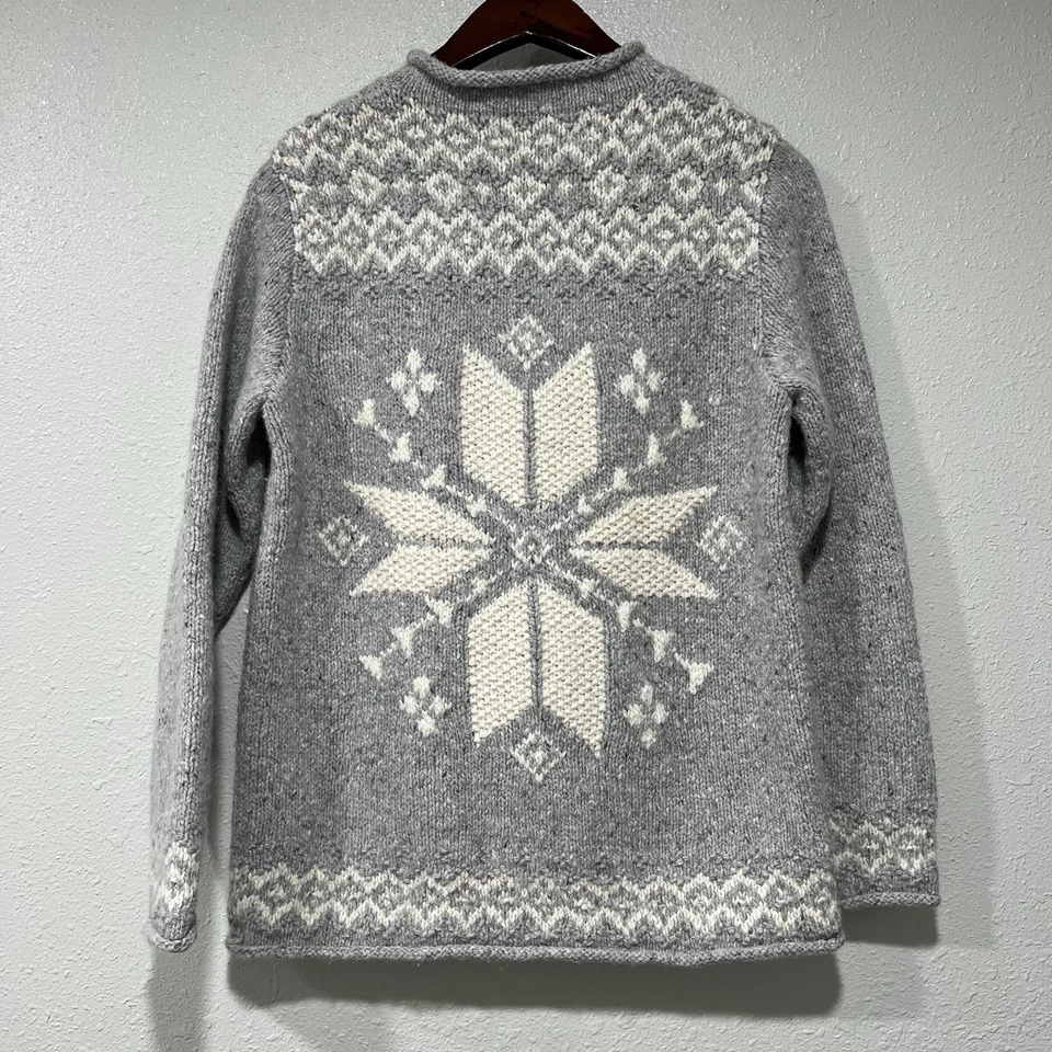 Suéter Ralph Lauren Nordic Fair Isle Copo de Nieve Lana de Cordero Tejido a Mano Gris Pequeño Foto 4 de 4