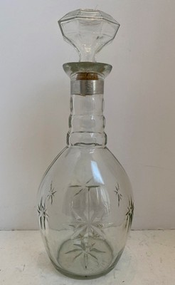 Decanter Walker s Bourbon Starburst Glass Crystal Cut W/Diamond Shape Stopper