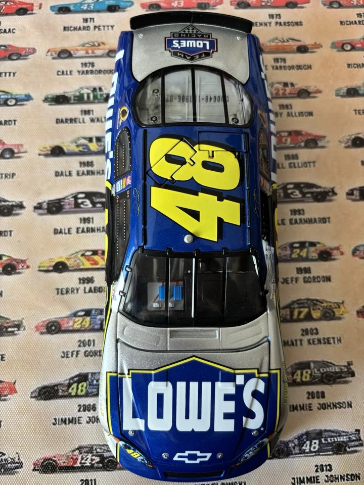 Action 110986 - 2006 Jimmie Johnson Lowe‘s Chevrolet 48 - 1:24 NASCAR - Bild 3 von 4