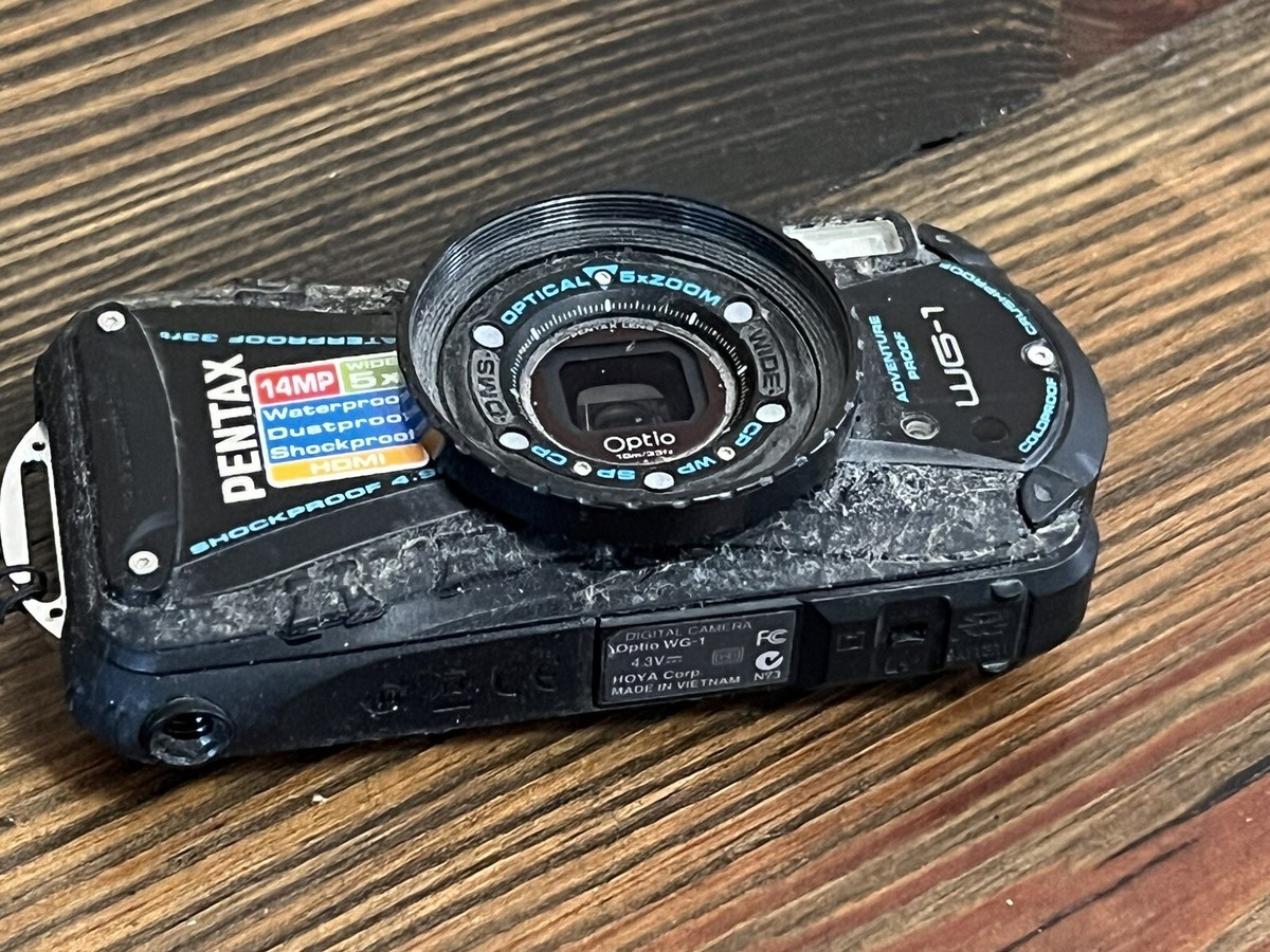 Pentax Optio WG-1 Digital Camera 14.0MP 5x Optical Zoom Works READ