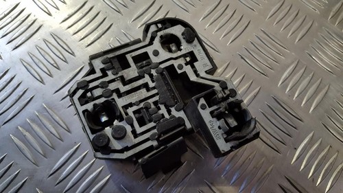 357945258 Lampenträger Rücklicht Rückleuchte innen Heckklappe  DE332788-75