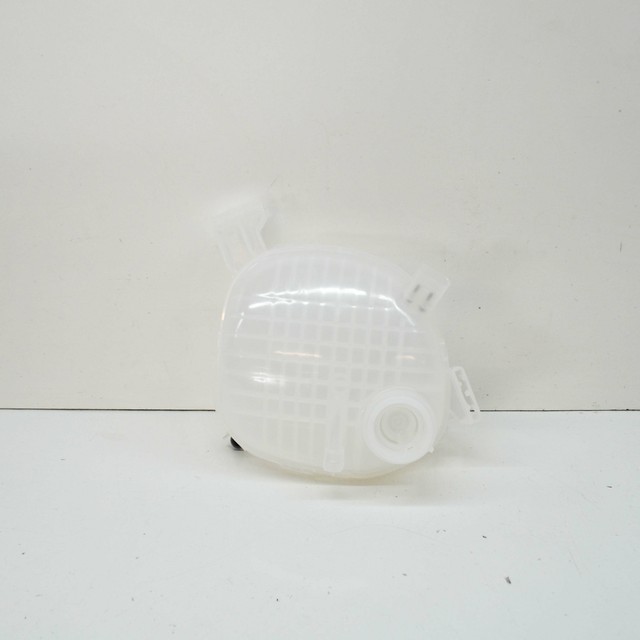 VOLVO XC40 Expansion Coolant Tank 31439768 1.5 Hybrid 195kw 2020 for