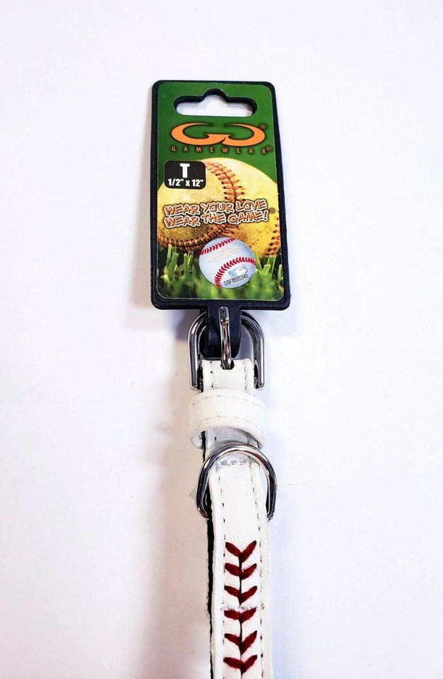 Collar de béisbol de cuero clásico GameWear MLB Oakland Athletics - tamaño juguete Foto 2 de 2