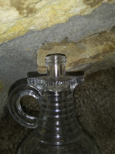 Vintage Markenlos Klarglas Öl Essig Behälter mit Griff Kruzifix - Bild 4 von 5