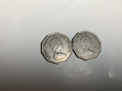 Eastern Caribbean 1995 (2 Coins) 1 Dollar Queen Elizabeth The Second Coins