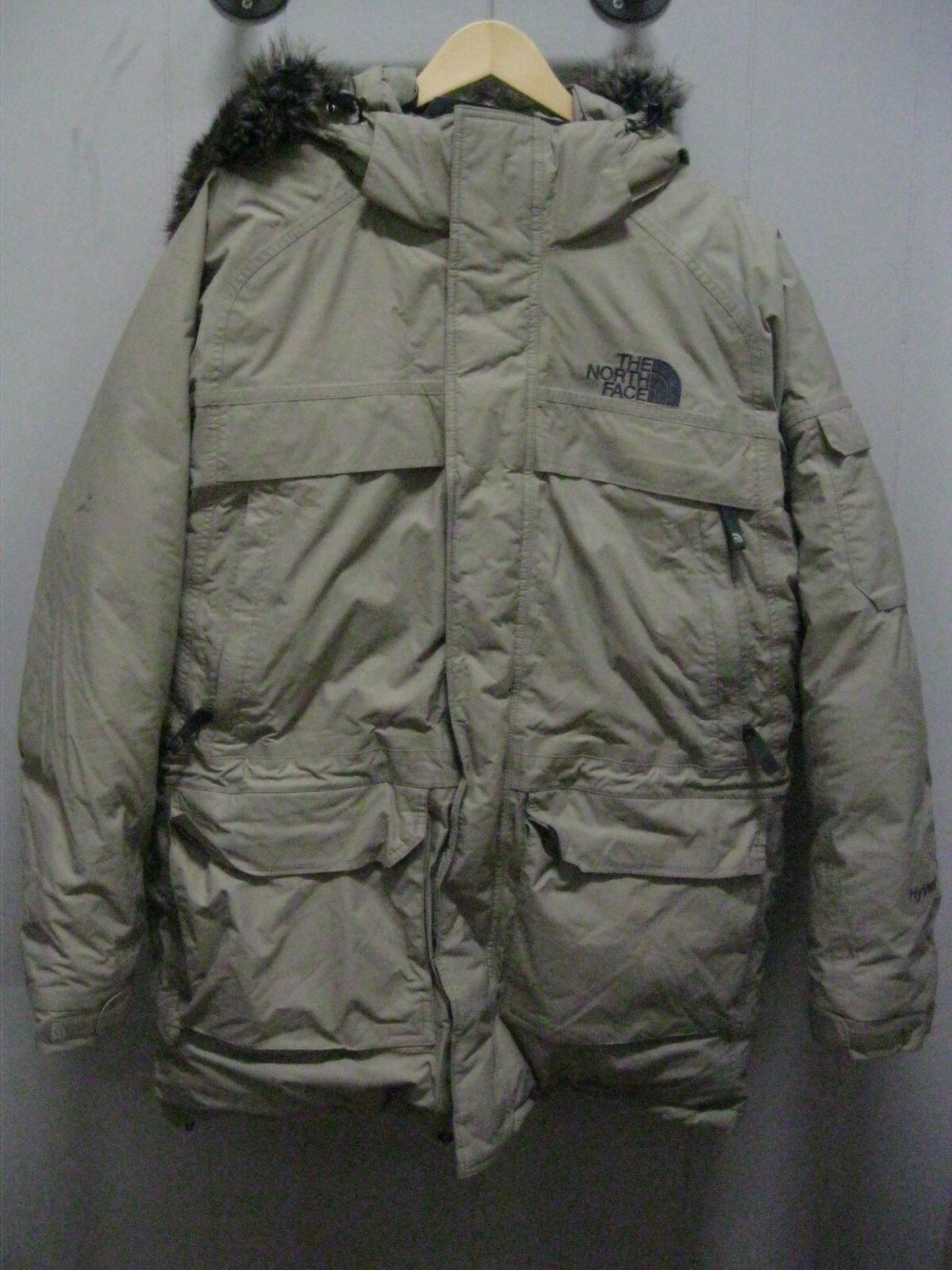 The North Face Mens Gotham Hyvent Down 