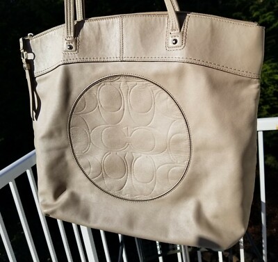 COACH #18336 Laura Beige Leather Large Tote Carryall Shoulder