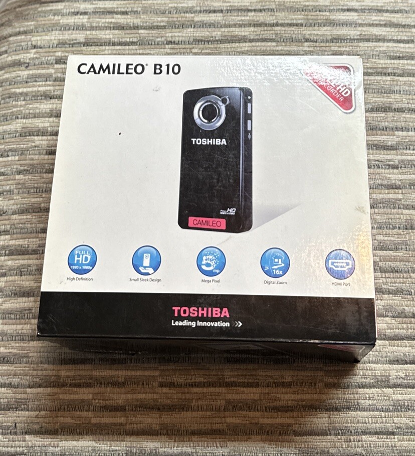 New TOSHIBA Camileo B10 HD WEBCAM Pocket Camcorder 1080p - Open