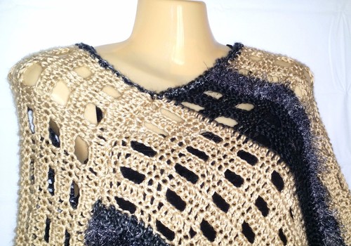 Women's NEW Poncho Sweater Fringed Boho Hippie Soft Beige Gray Hand Crochet - Picture 7 of 9