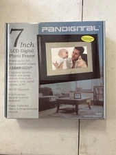 Pandigital PAN70-0 7" Digital Picture Frame New in Box