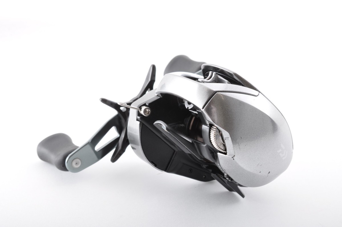 Daiwa Zillion SV TW 1000XH Excellent+5 Baitcast Reel Right Handle