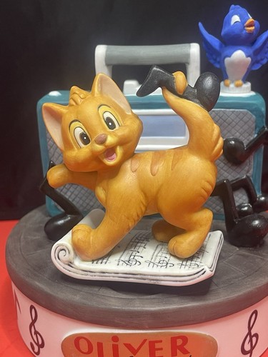 Vintage Oliver & Company Disney Musical Memories Music Box Limited Addition - Picture 2 of 8