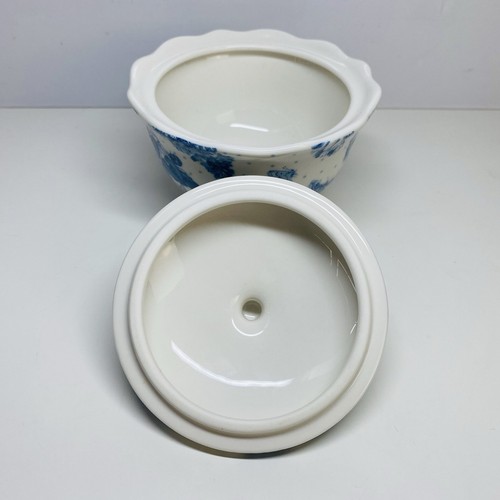 Portmeirion Botanic Blue Lidded Sugar bowl - Excellent Condition - Picture 9 of 15