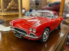 1962 Chevrolet Corvette Convertible AUTOart in Fawn Red 1:18 with COA + Box