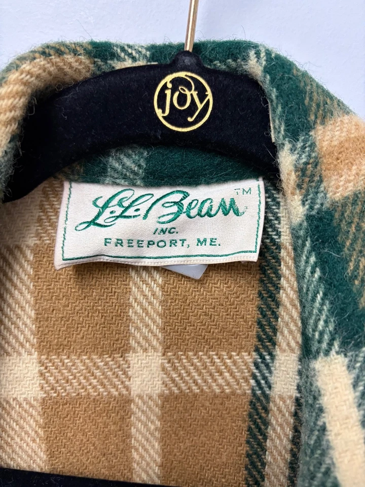 Vintage L.L. Bean Wool Blend Button Plaid Jacket USA Size Large - Image 3 of 4