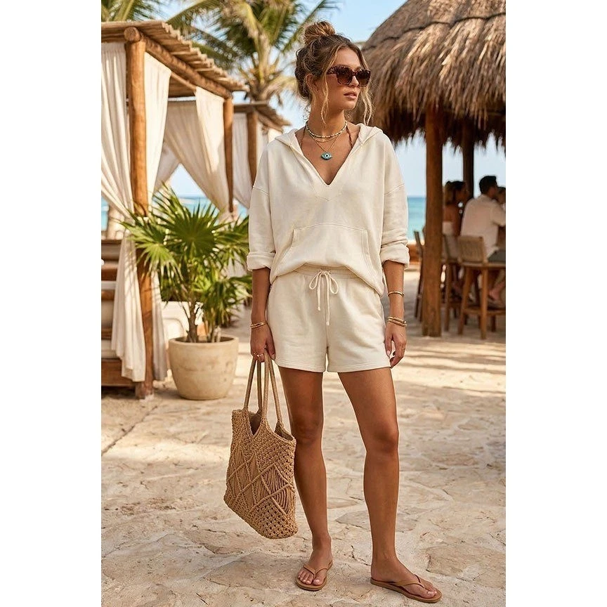 Timing LA NWT Cream/white Hoodie and Shorts Two Piece vacation Lounge Medium