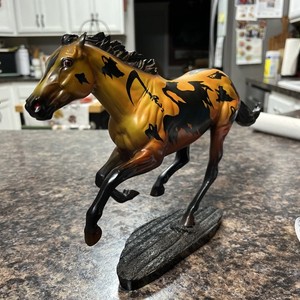 Smarty Jones Breyer | eBay