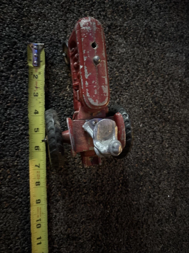 Massey Harris 44 MH 1/16 scale toy tractor ORIGINAL 1950's slik man driver seat - Image 4 of 4