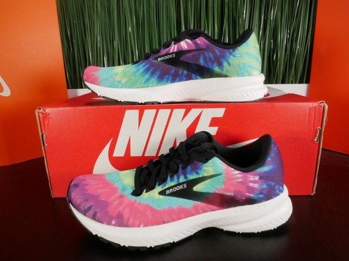 tie dye brooks launch 7