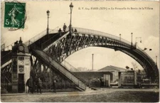 CPA PARIS 19e - La Passerelle du Bassin de la Villette (79009)
