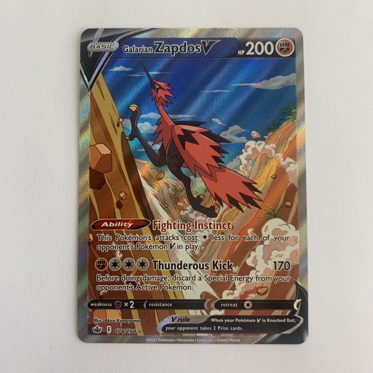 Pokemon TCG Galarian Zapdos V Alternate Full Art 174/198 Chilling