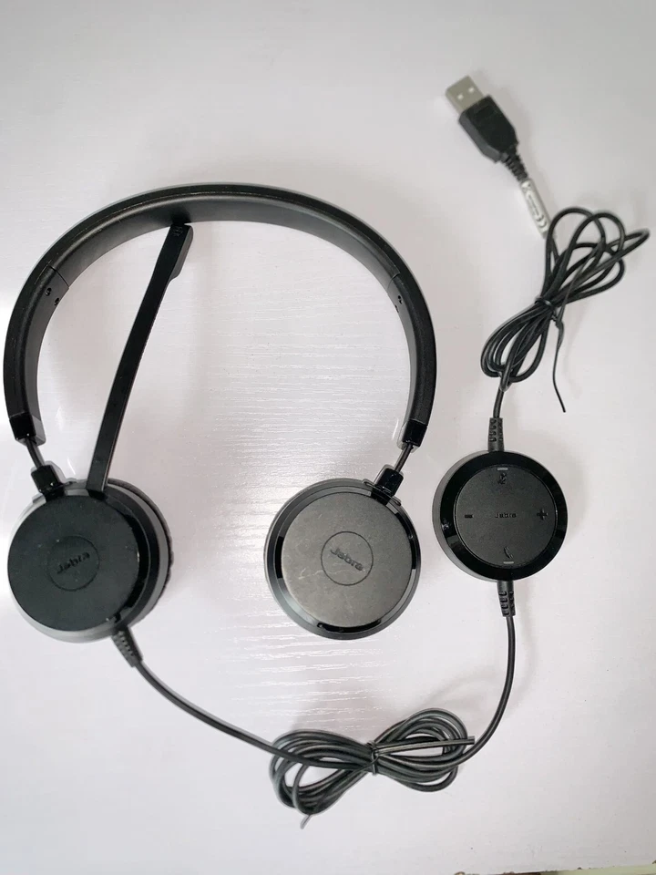 Jabra Evolve 20 MS Stereo USB-A Headset **Inc VAT & 12m Warranty** - Image 2 of 4